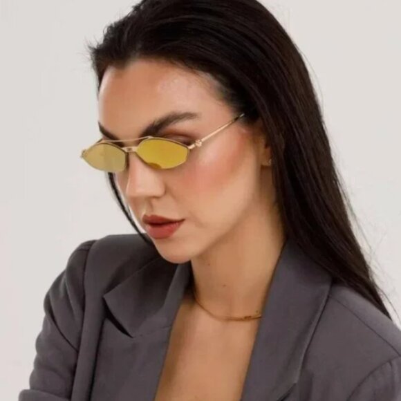 NEW FENDI SUNGLASSES BROWN GOLD FENDI WOMEN CAT EYE FE40114U-Y 30G